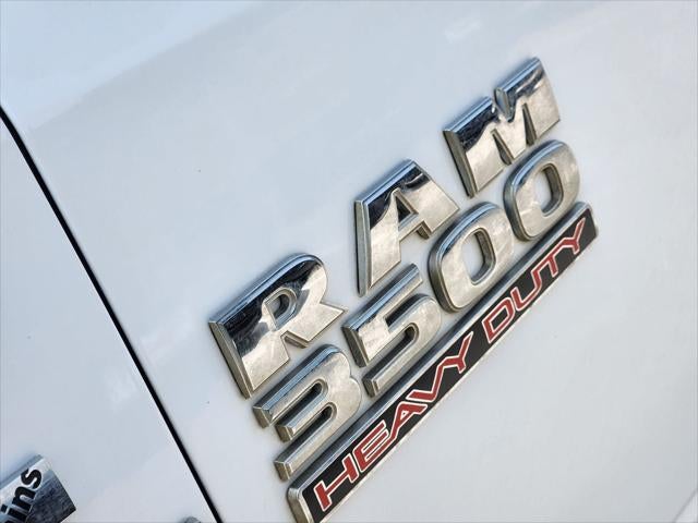 2018 RAM 3500 Chassis Tradesman/SLT/Laramie