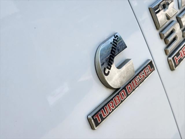 2018 RAM 3500 Chassis Tradesman/SLT/Laramie