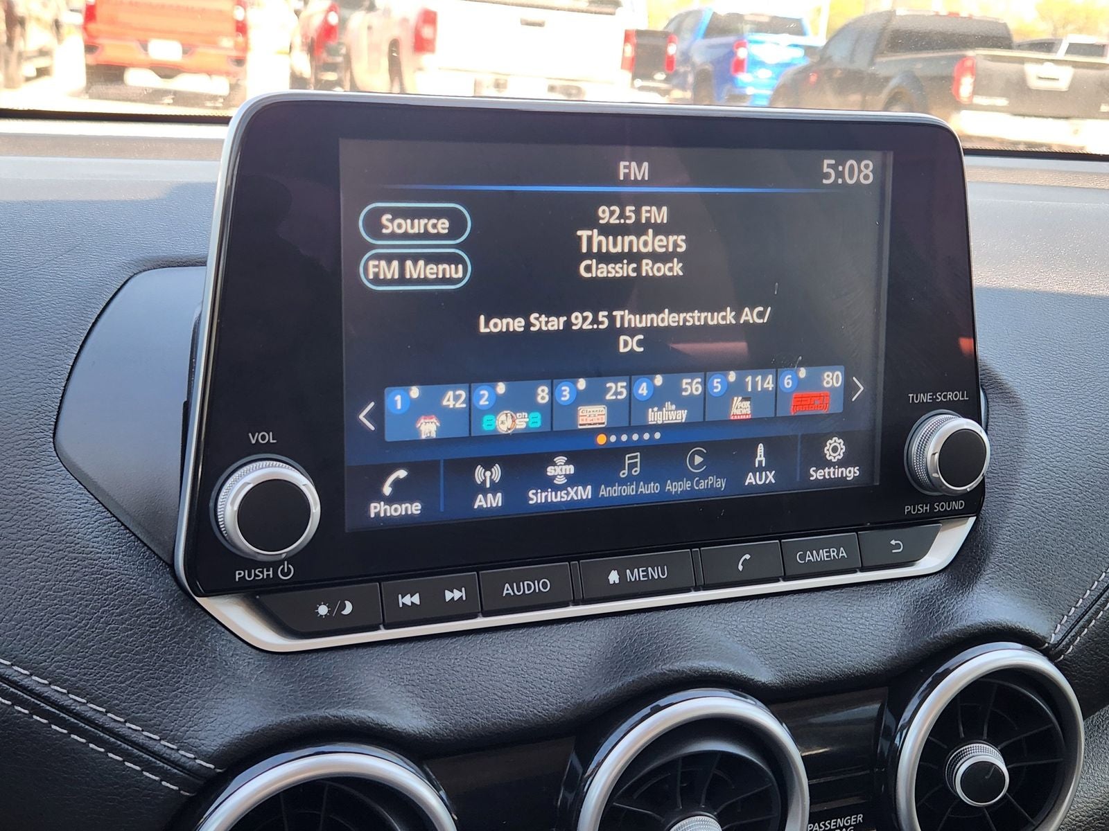 2024 Nissan Sentra SV Xtronic CVT