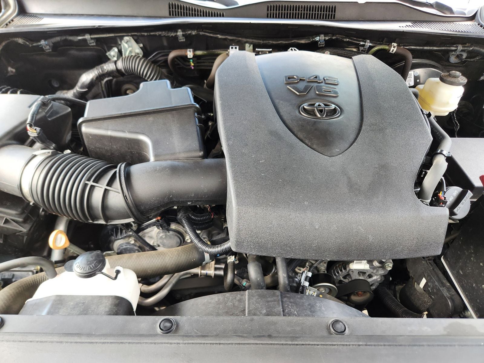 2023 Toyota Tacoma SR V6