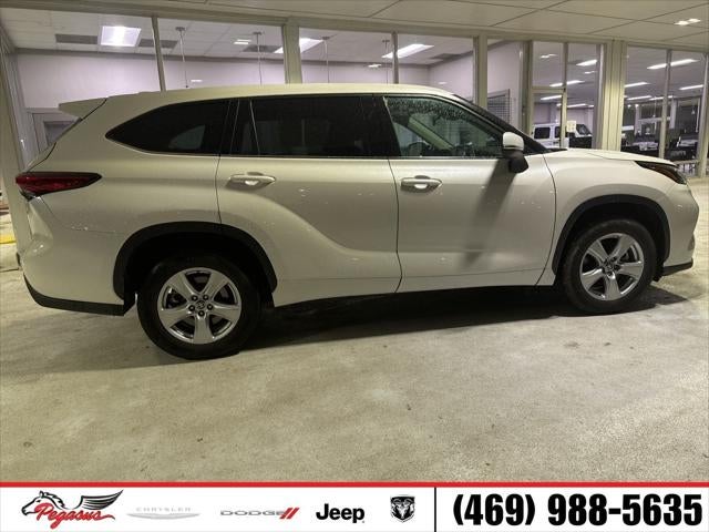 2021 Toyota Highlander LE