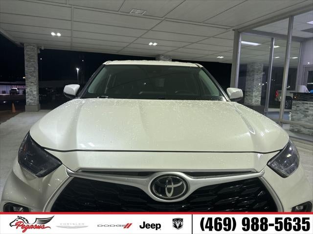 2021 Toyota Highlander LE