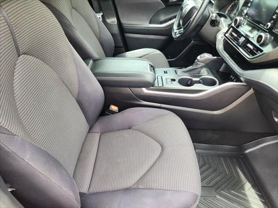 2021 Toyota Highlander LE