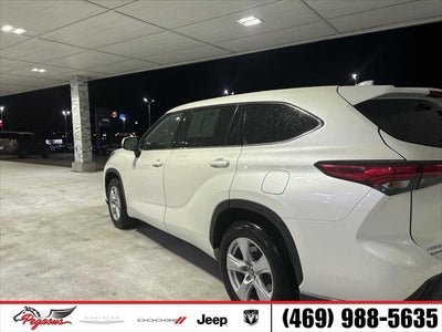 2021 Toyota Highlander LE