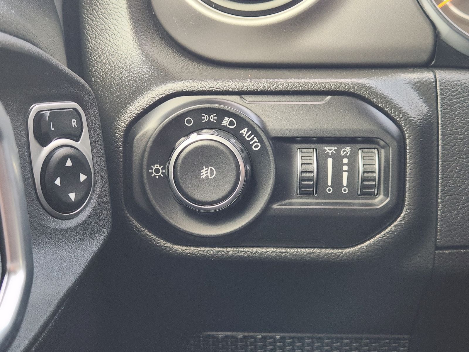2021 Jeep Wrangler Sport S 4x4