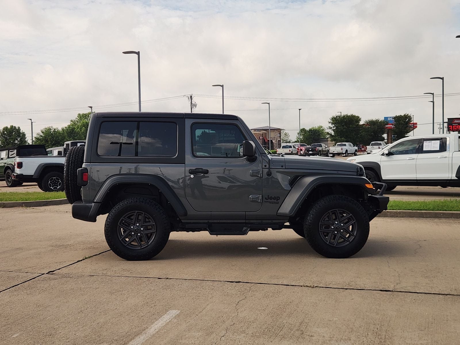 2021 Jeep Wrangler Sport S 4x4