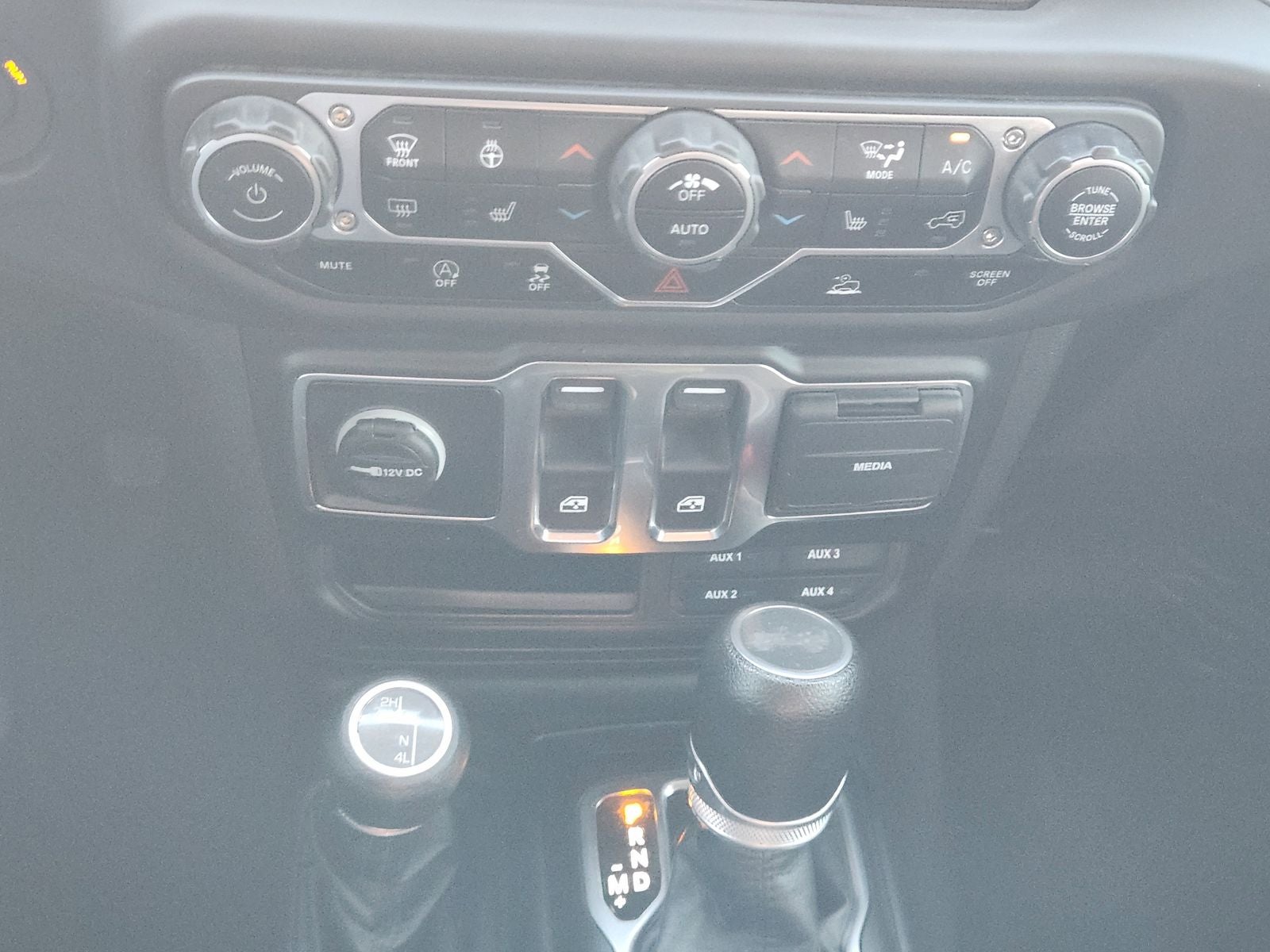 2022 Jeep Wrangler Willys 4x4