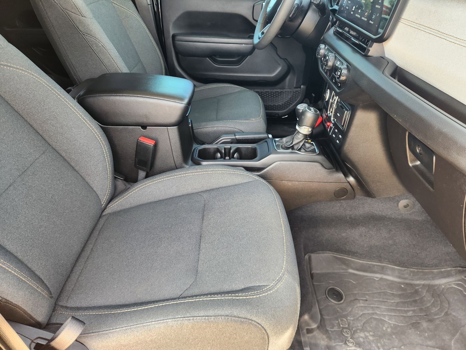 2024 Jeep Wrangler 4-Door Willys 4x4