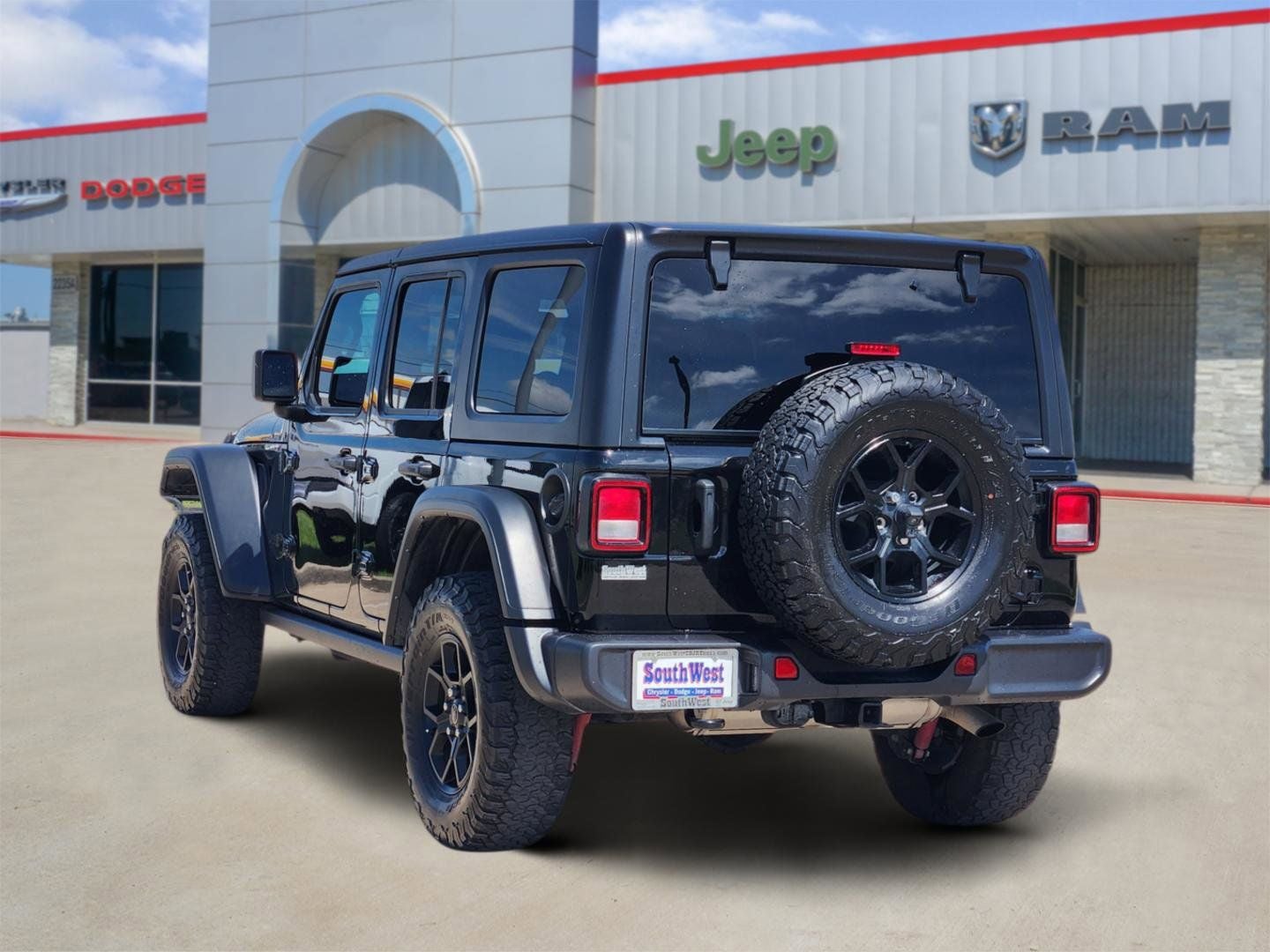 2024 Jeep Wrangler 4-Door Willys 4x4