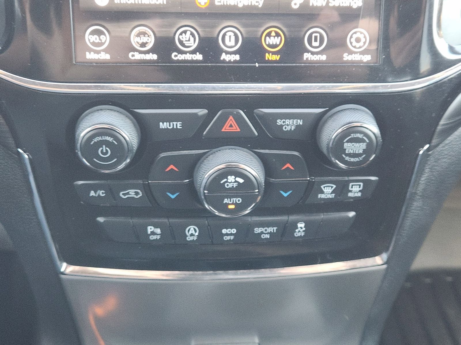 2022 Jeep Grand Cherokee WK Laredo X 4x2