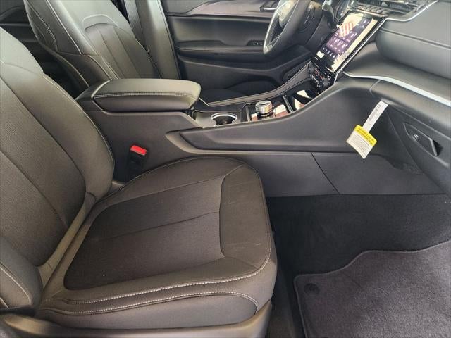 2026 Jeep Grand Cherokee GRAND CHEROKEE LAREDO 4X2