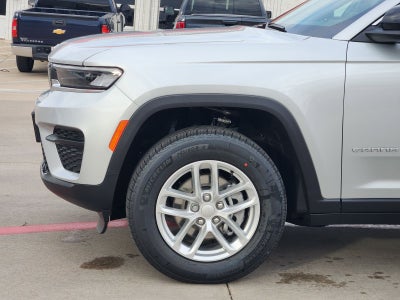 2025 Jeep Grand Cherokee GRAND CHEROKEE LAREDO X 4X2