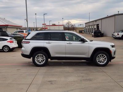 2025 Jeep Grand Cherokee GRAND CHEROKEE LAREDO X 4X2