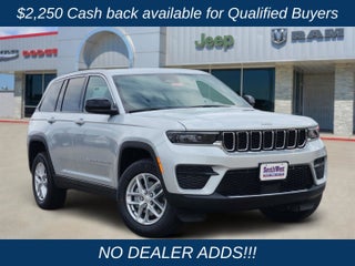 2025 Jeep Grand Cherokee GRAND CHEROKEE LAREDO X 4X2