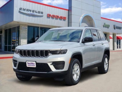 2025 Jeep Grand Cherokee GRAND CHEROKEE LAREDO X 4X2