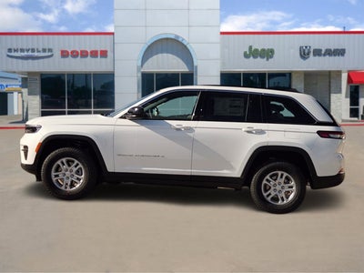 2025 Jeep Grand Cherokee GRAND CHEROKEE LAREDO 4X2