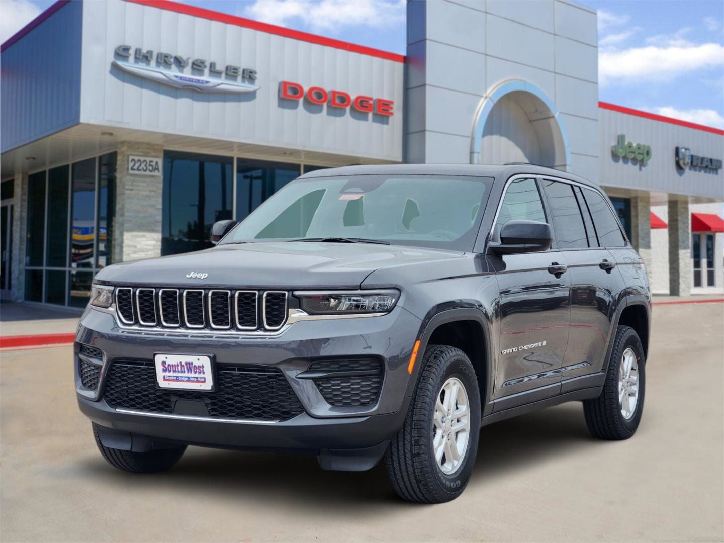 2025 Jeep Grand Cherokee GRAND CHEROKEE LAREDO 4X2