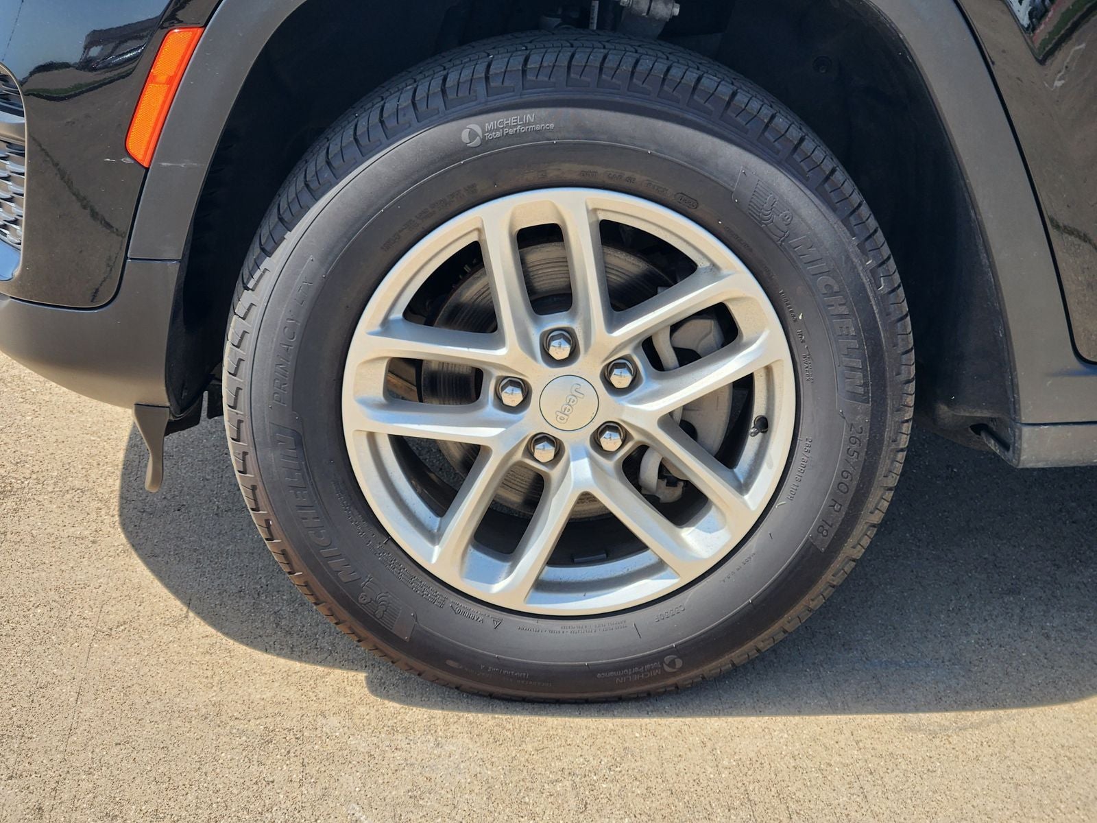 2025 Jeep Grand Cherokee Laredo X 4x2