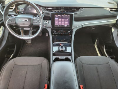 2025 Jeep Grand Cherokee Laredo X 4x2