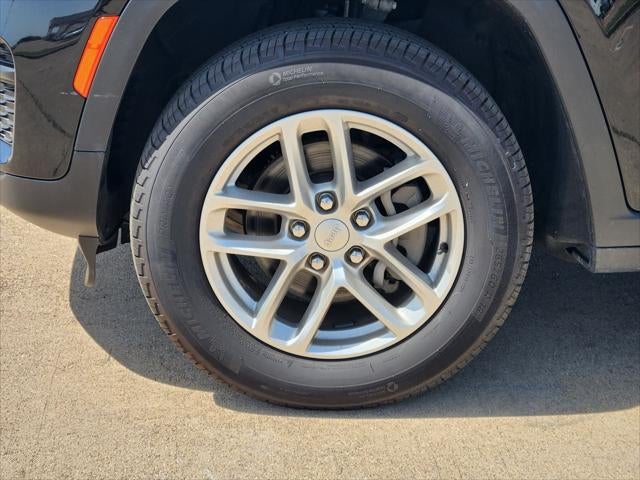 2025 Jeep Grand Cherokee Laredo X 4x2