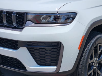 2026 Jeep Grand Cherokee GRAND CHEROKEE LAREDO ALTITUDE 4X2