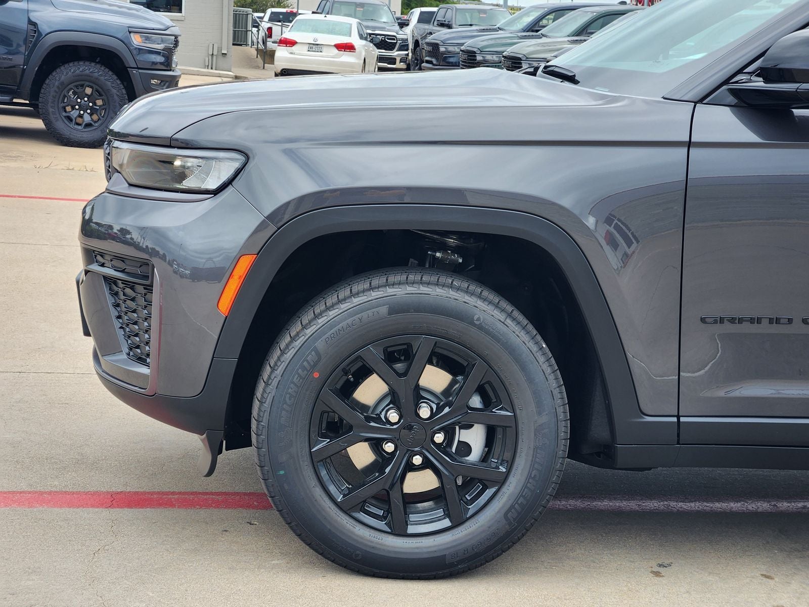 2026 Jeep Grand Cherokee GRAND CHEROKEE LAREDO ALTITUDE 4X2