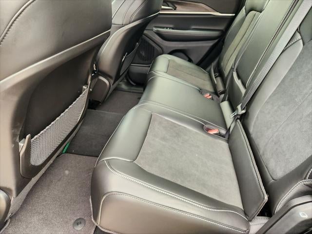 2026 Jeep Grand Cherokee GRAND CHEROKEE LAREDO ALTITUDE 4X2