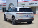 2026 Jeep Grand Cherokee GRAND CHEROKEE LAREDO ALTITUDE 4X2
