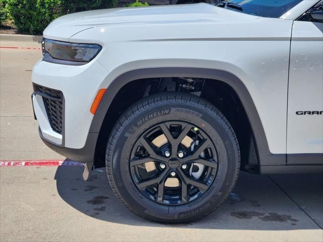 2026 Jeep Grand Cherokee GRAND CHEROKEE LAREDO ALTITUDE 4X2
