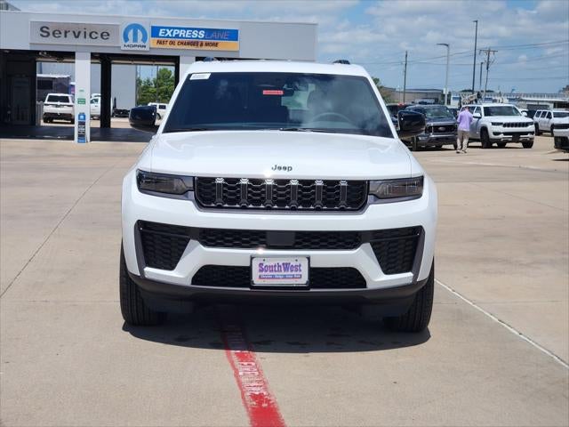 2026 Jeep Grand Cherokee GRAND CHEROKEE LAREDO ALTITUDE 4X2