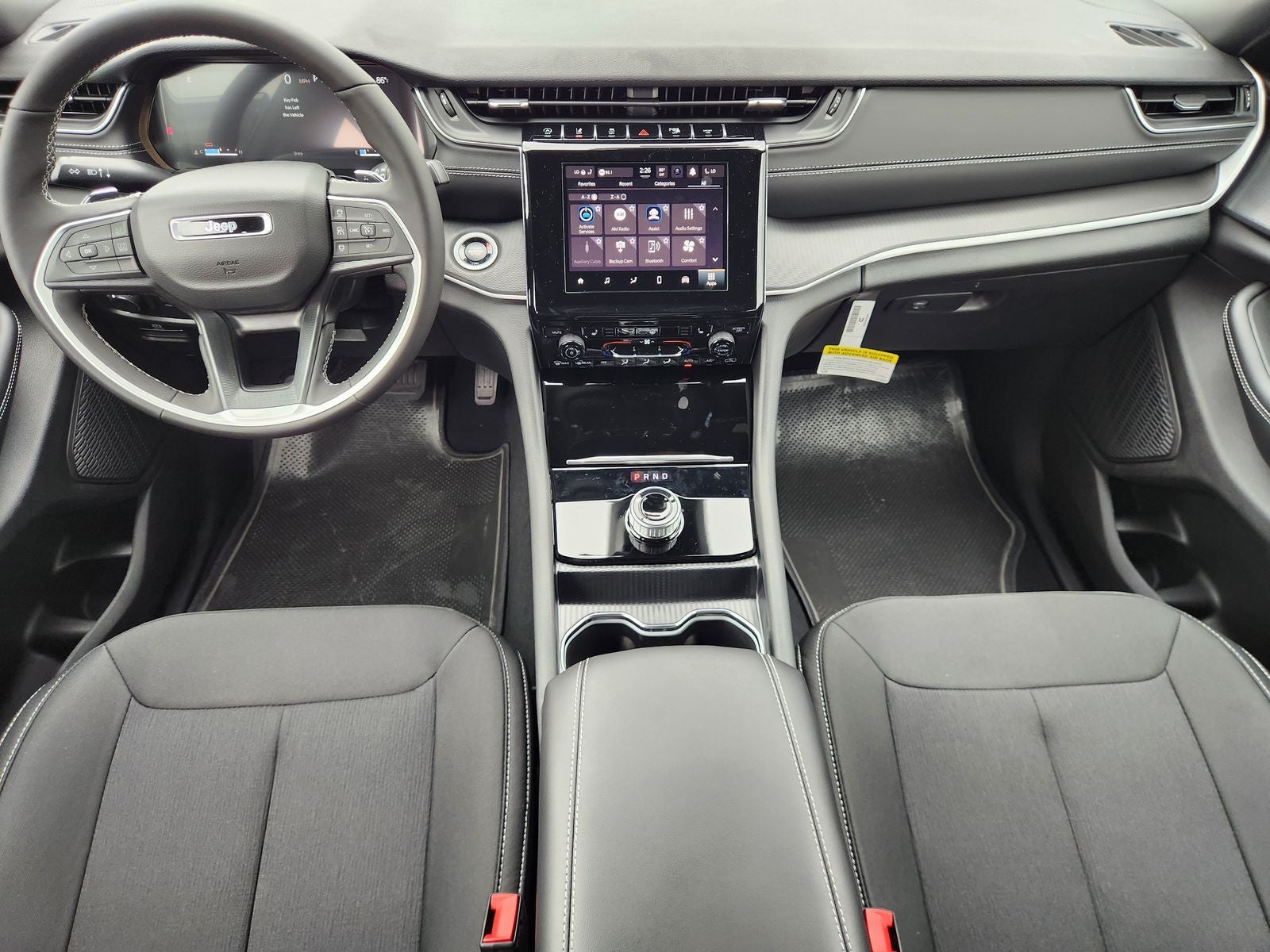 2026 Jeep Grand Cherokee GRAND CHEROKEE LAREDO X 4X4