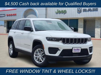 2026 Jeep Grand Cherokee GRAND CHEROKEE LAREDO X 4X4