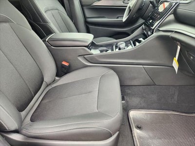 2026 Jeep Grand Cherokee GRAND CHEROKEE LAREDO X 4X4