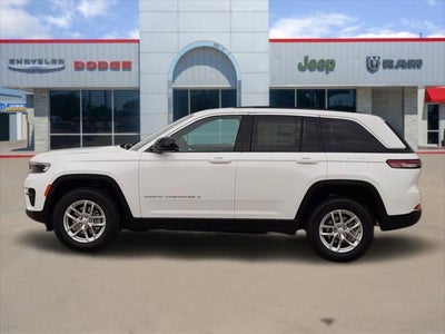 2026 Jeep Grand Cherokee GRAND CHEROKEE LAREDO X 4X4