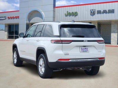 2026 Jeep Grand Cherokee GRAND CHEROKEE LAREDO X 4X4
