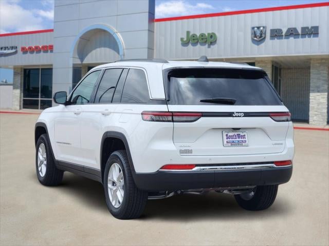 2026 Jeep Grand Cherokee GRAND CHEROKEE LAREDO X 4X4
