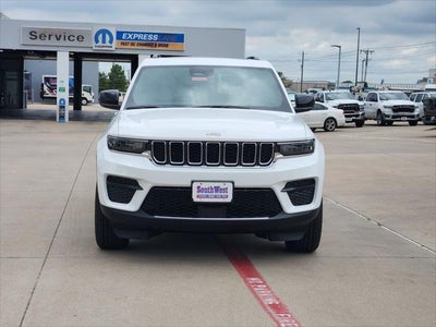 2026 Jeep Grand Cherokee GRAND CHEROKEE LAREDO X 4X4