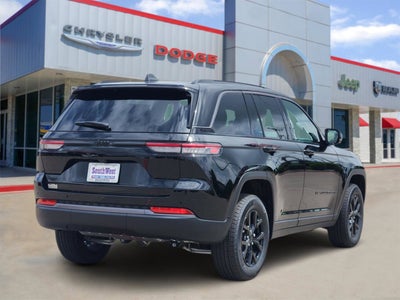 2026 Jeep Grand Cherokee GRAND CHEROKEE LAREDO ALTITUDE 4X4