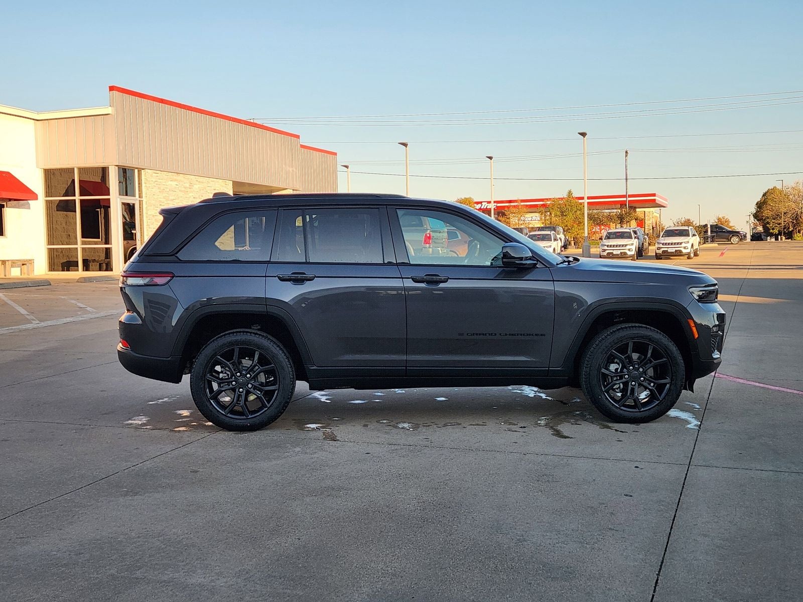 2025 Jeep Grand Cherokee GRAND CHEROKEE LIMITED 4X4