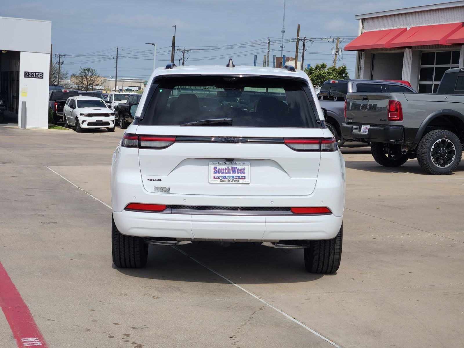 2026 Jeep Grand Cherokee GRAND CHEROKEE LIMITED RESERVE 4X4