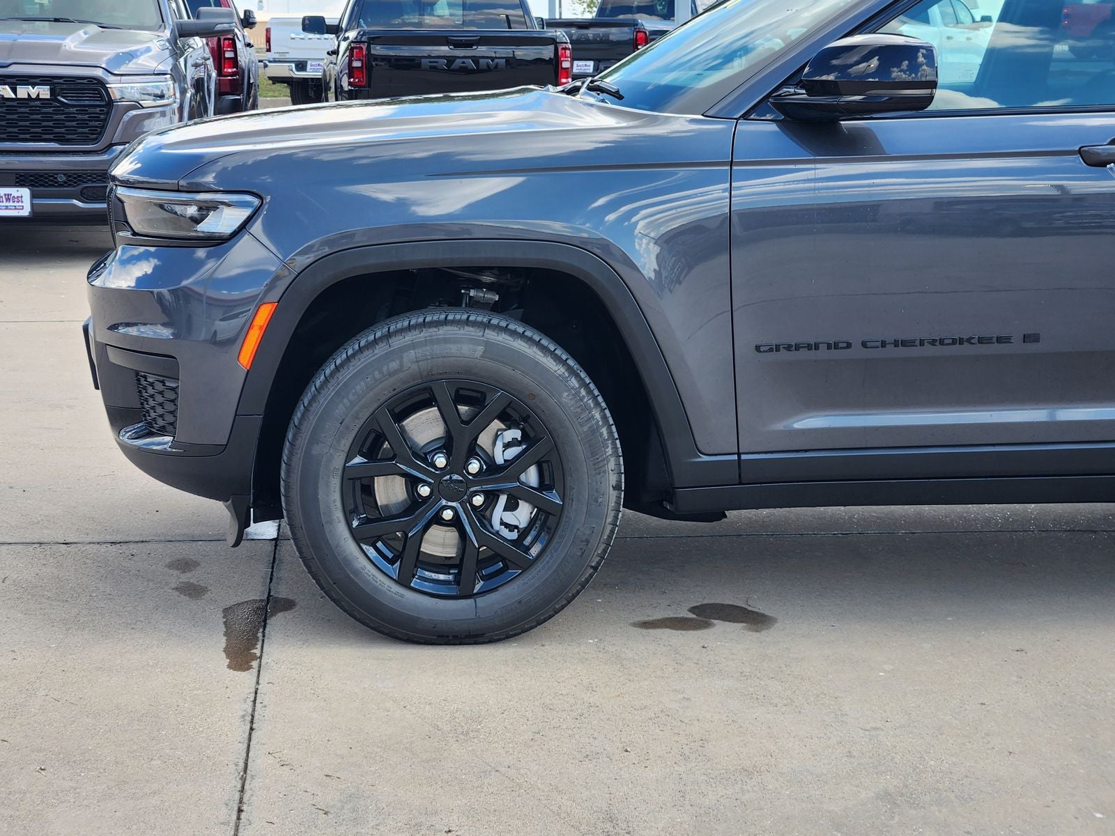 2025 Jeep Grand Cherokee GRAND CHEROKEE L ALTITUDE X 4X2