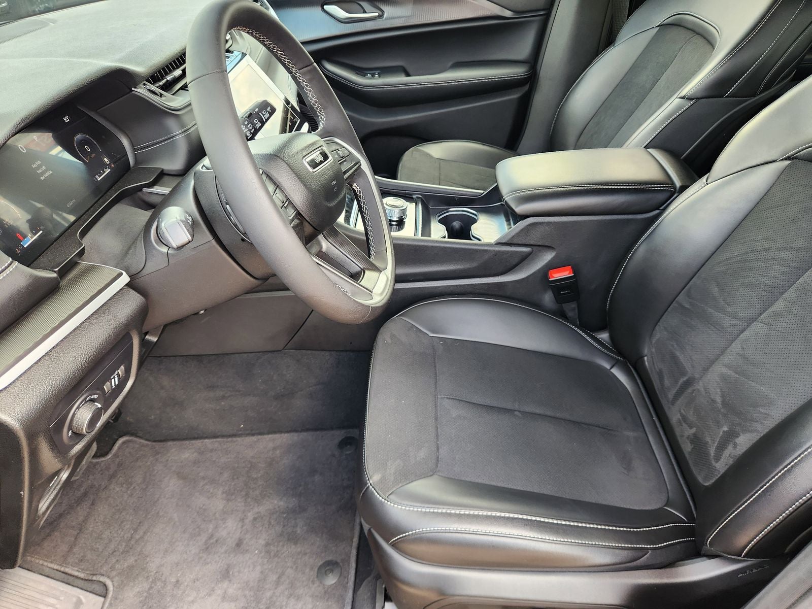 2025 Jeep Grand Cherokee GRAND CHEROKEE L ALTITUDE X 4X2