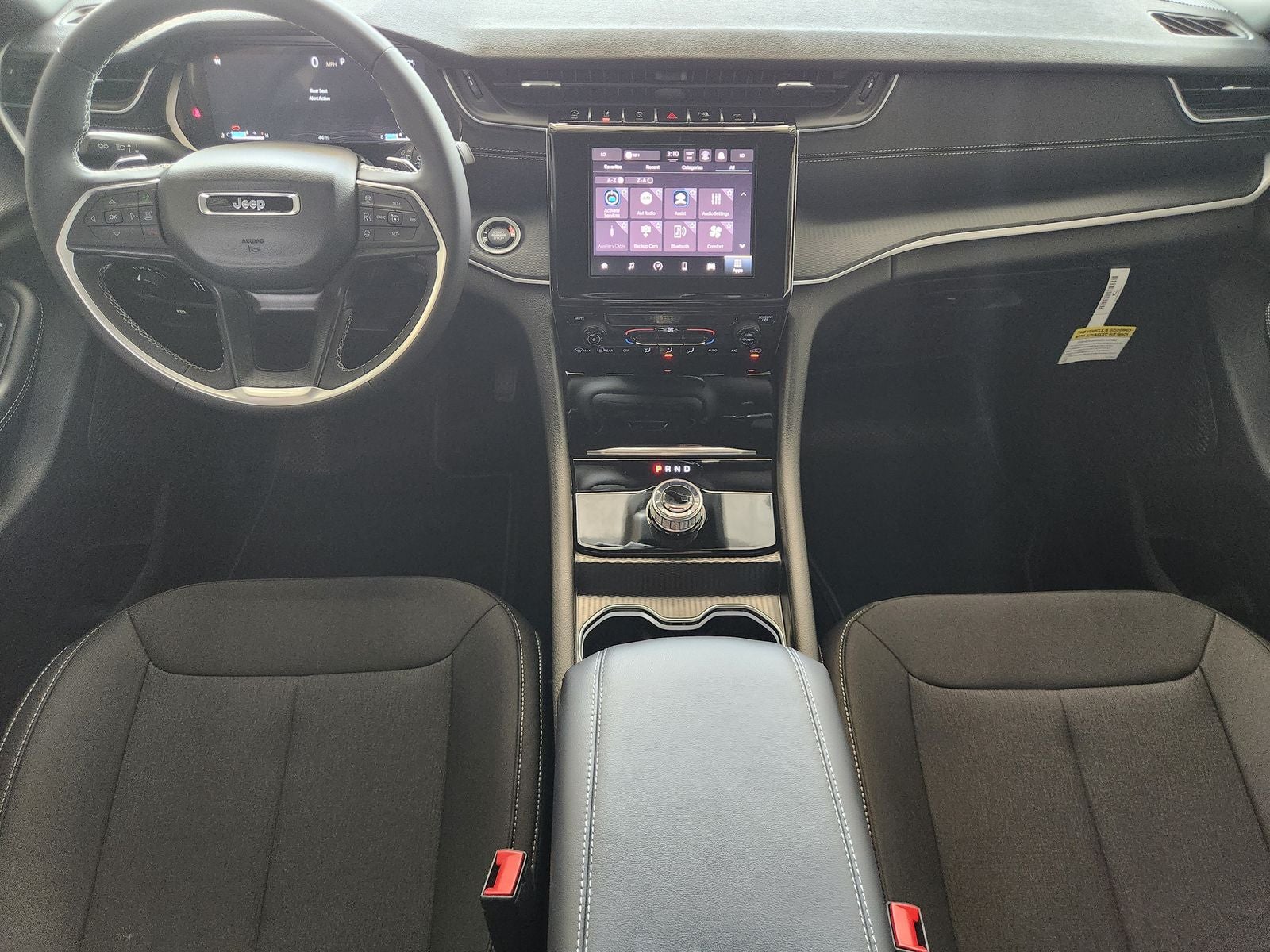 2026 Jeep Grand Cherokee GRAND CHEROKEE L LAREDO 4X2
