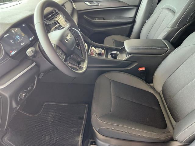 2026 Jeep Grand Cherokee GRAND CHEROKEE L LAREDO 4X2