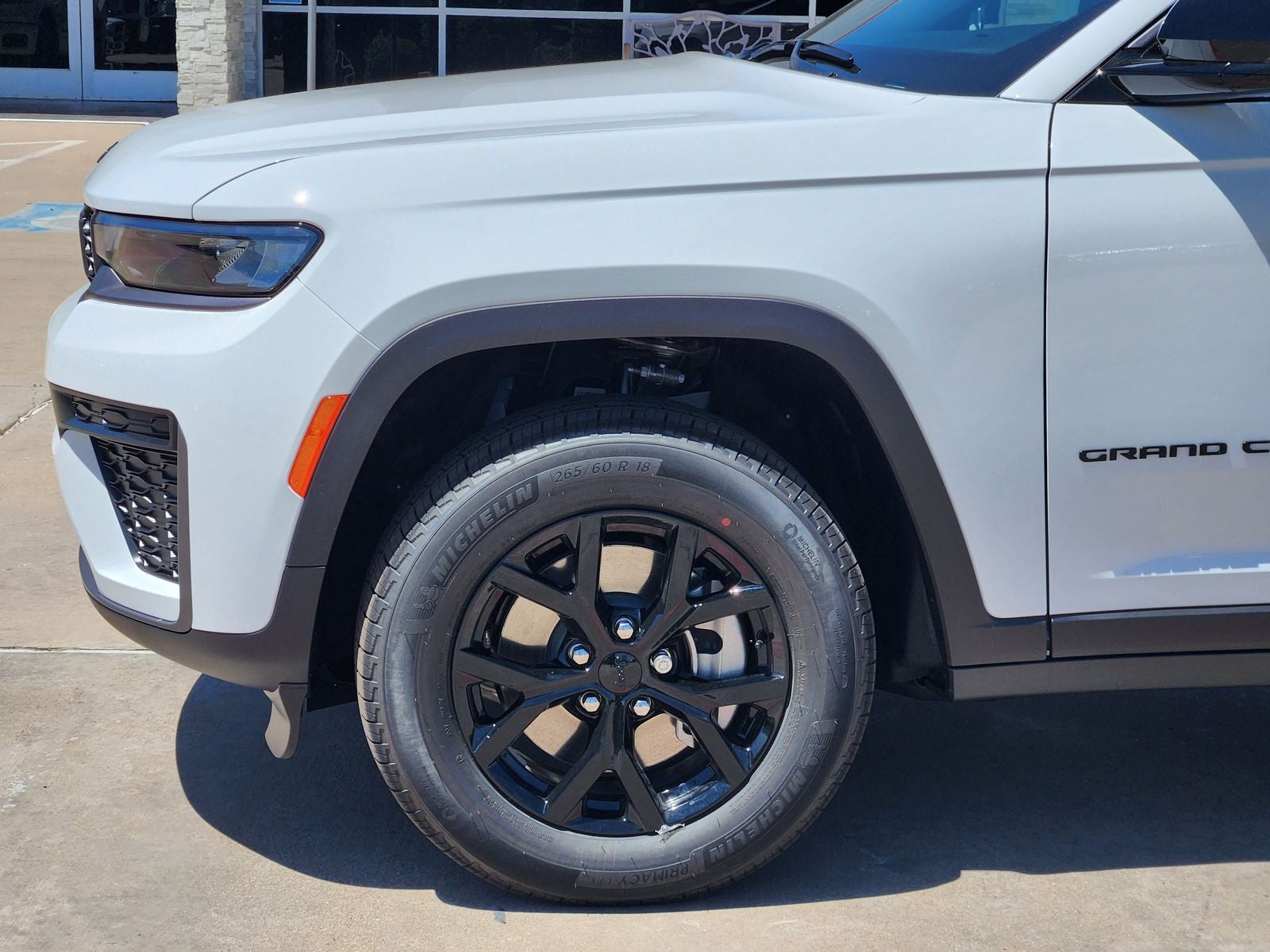 2026 Jeep Grand Cherokee GRAND CHEROKEE L LAREDO ALTITUDE 4X2