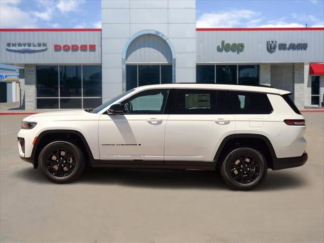 2026 Jeep Grand Cherokee GRAND CHEROKEE L LAREDO ALTITUDE 4X2