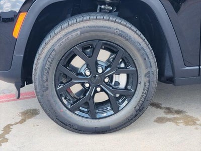 2026 Jeep Grand Cherokee GRAND CHEROKEE L LAREDO ALTITUDE 4X2