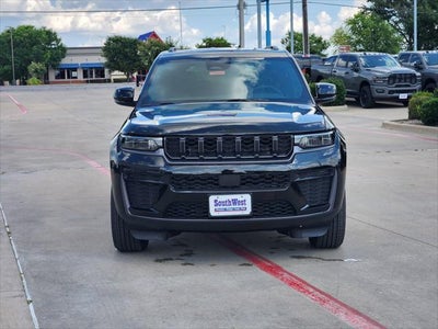 2026 Jeep Grand Cherokee GRAND CHEROKEE L LAREDO ALTITUDE 4X2