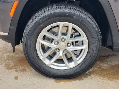 2025 Jeep Grand Cherokee GRAND CHEROKEE L LAREDO X 4X4