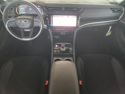 2026 Jeep Grand Cherokee GRAND CHEROKEE L LAREDO ALTITUDE 4X4